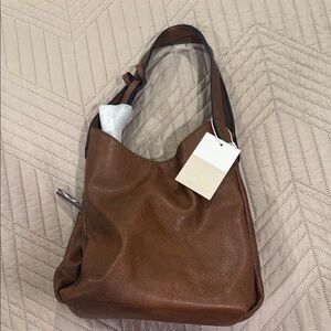 Chic Brown Leather Shoulder Bag